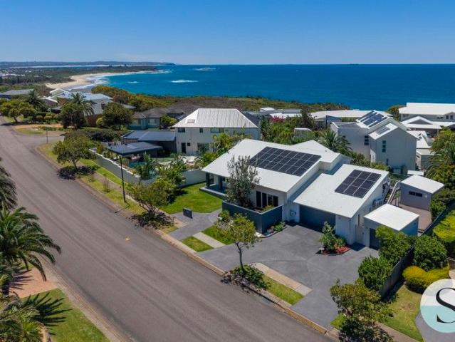 House for sale in Pinny Beach, New South Wales