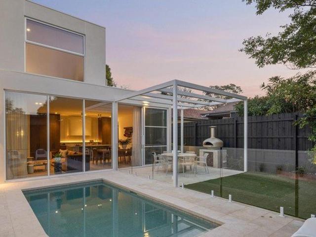Townhouse for rent in Beaumaris, Melbourne