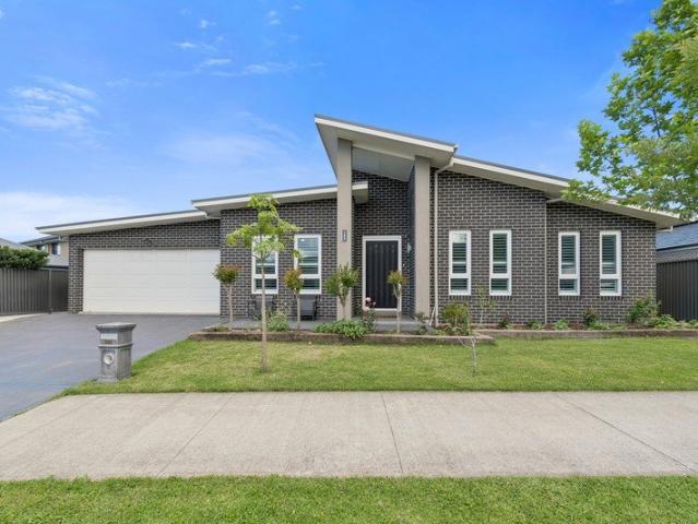 House for sale in Horsley, Wollongong City Council