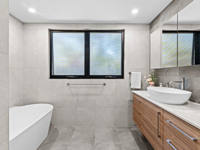 Cottage for sale in Kings Creek, Queensland