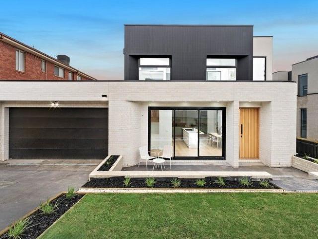 Townhouse for sale in Camerons Creek, Victoria