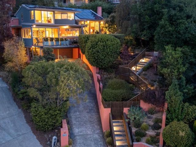 House for sale in Sandy Bay