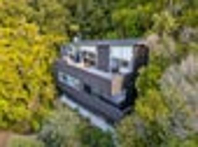 House for sale in Oratia, Oroua County