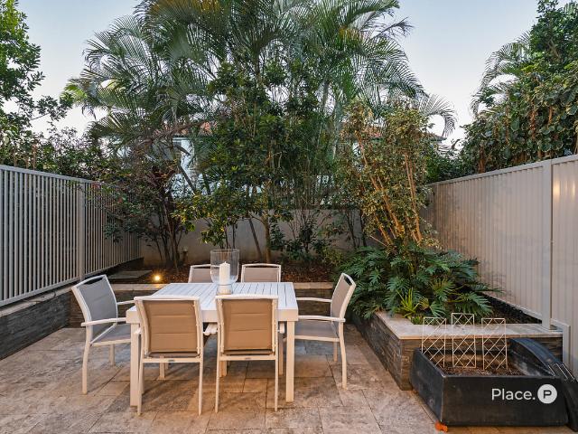 Townhouse for sale in Toombul, Queensland