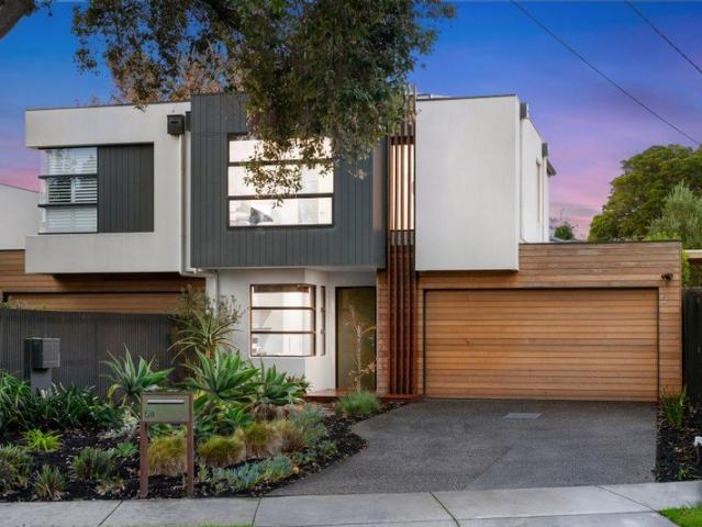 Townhouse for sale in Camerons Creek, Victoria