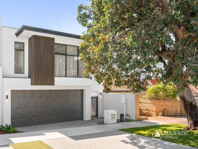 House for sale in Ardross, City of Melville