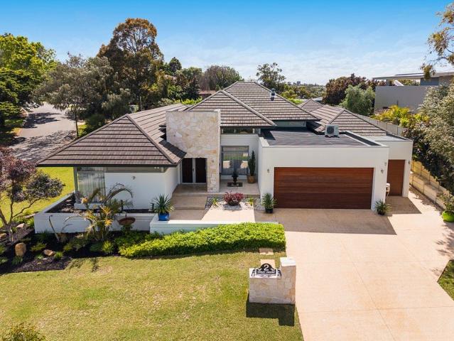 House for sale in City Beach, Town of Cambridge