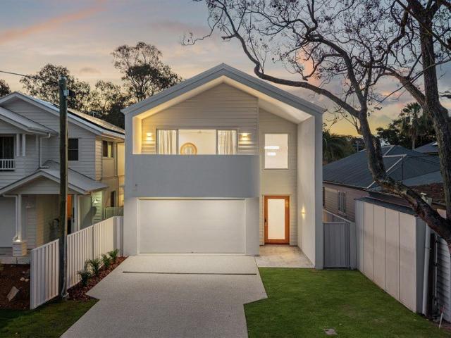 House for sale in Oxford Park, City of Brisbane