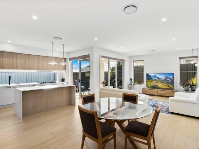House for rent in Wollongong West, New South Wales
