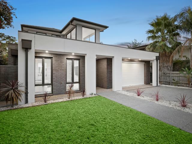 House for sale in Bentleigh East