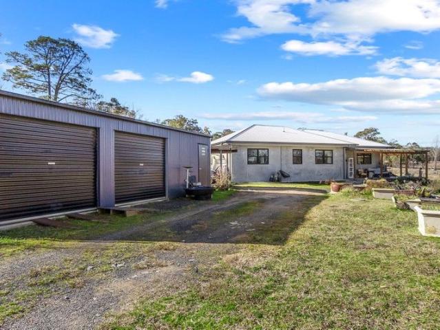 House And Land for sale in Uralla