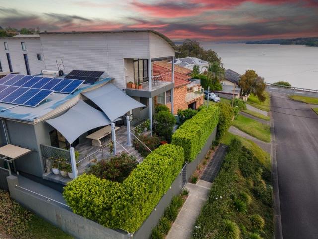 House for sale in Speers Point, Newcastle-Maitland
