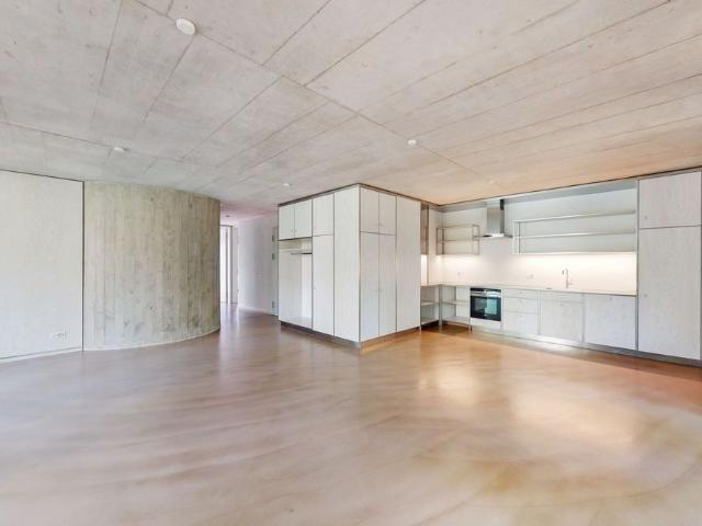 Haus mieten in Einigen, Zürich