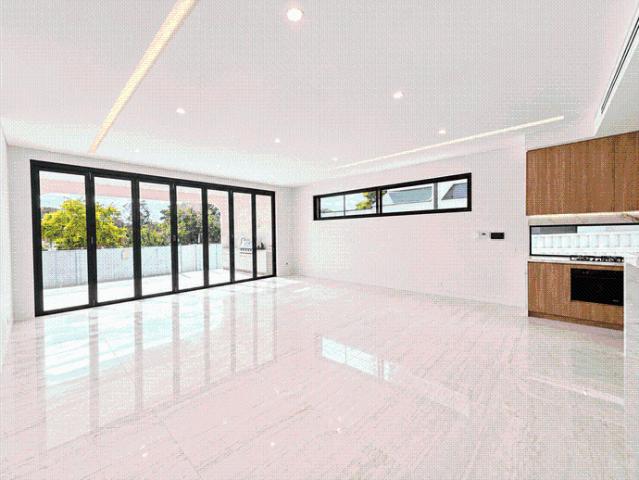 House for rent in Roselands, Sydney