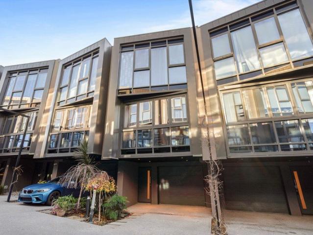 Townhouse for sale in Camerons Creek, Victoria