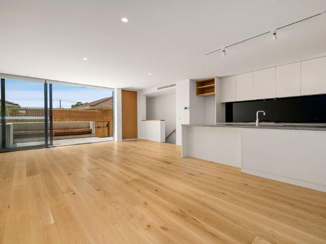 House for rent in McKinnon, Melbourne