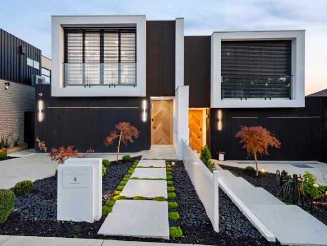 Townhouse for sale in Camerons Creek, Victoria