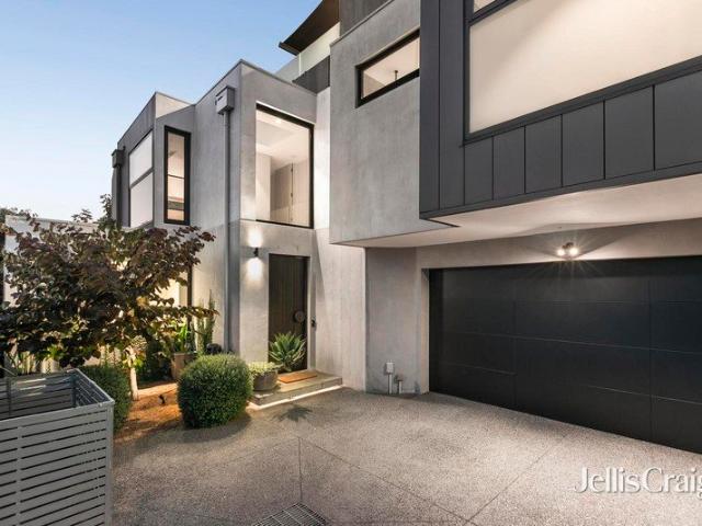 Townhouse for sale in Camerons Creek, Victoria