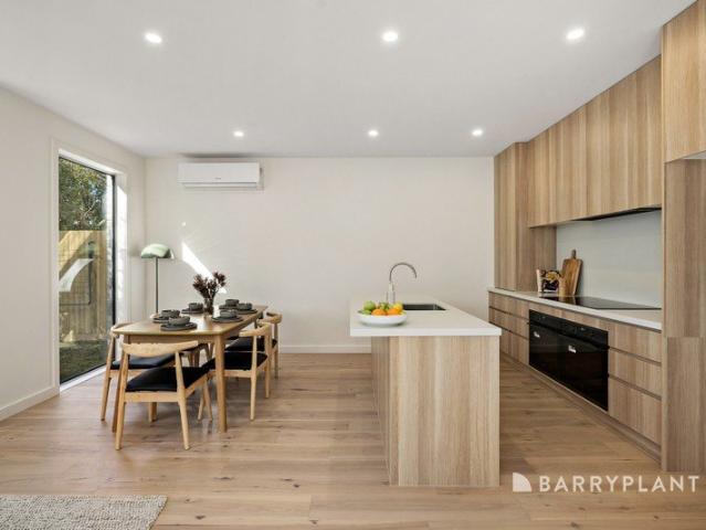 Townhouse for sale in Camerons Creek, Victoria