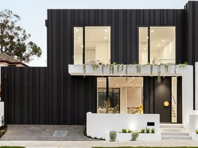Townhouse for sale in Camerons Creek, Victoria