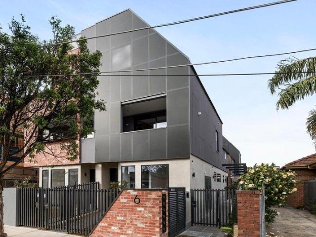 Townhouse for sale in Camerons Creek, Victoria