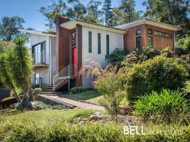 House for sale in Tecoma, Melbourne