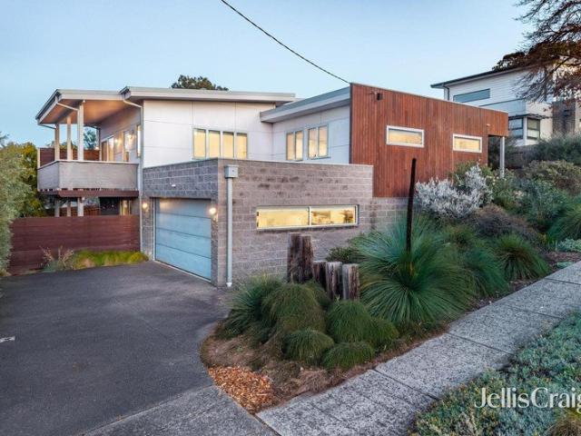 Townhouse for sale in Camerons Creek, Victoria