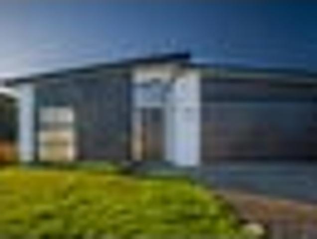 House for sale in Chaslands, Canterbury