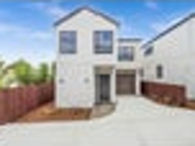 House for sale in Howick West, Howick