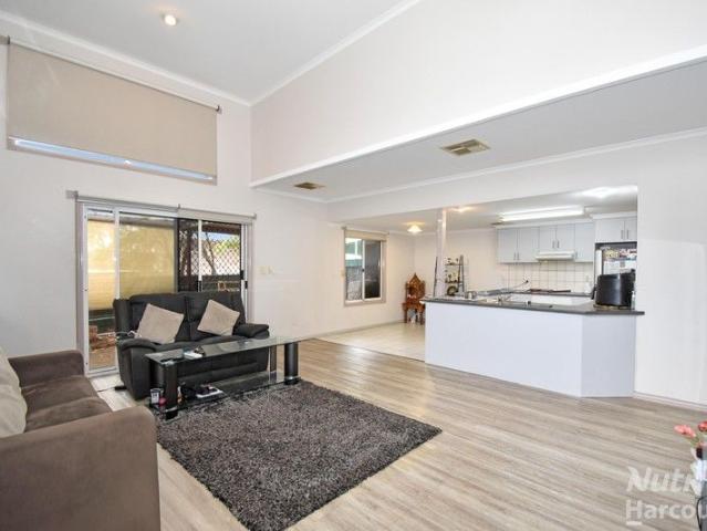 Duplex for sale in Sadadeen, Northern Territory