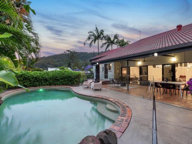 House for sale in Chapel Hill, Greater Brisbane