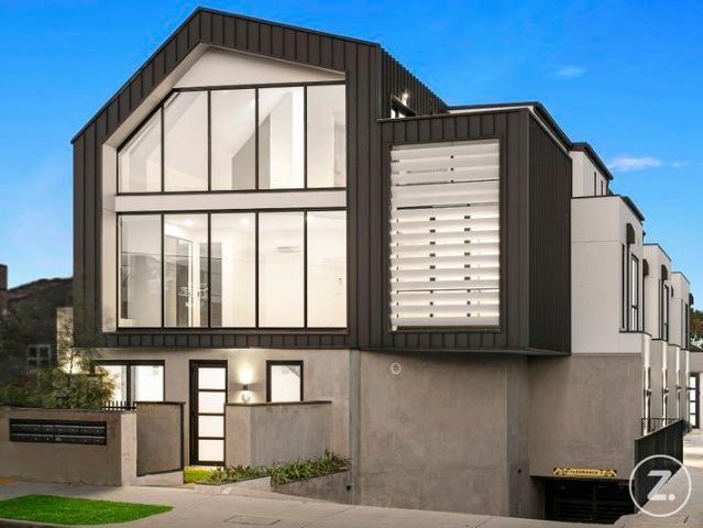 Townhouse for sale in Camerons Creek, Victoria