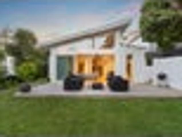 House for sale in Westmere