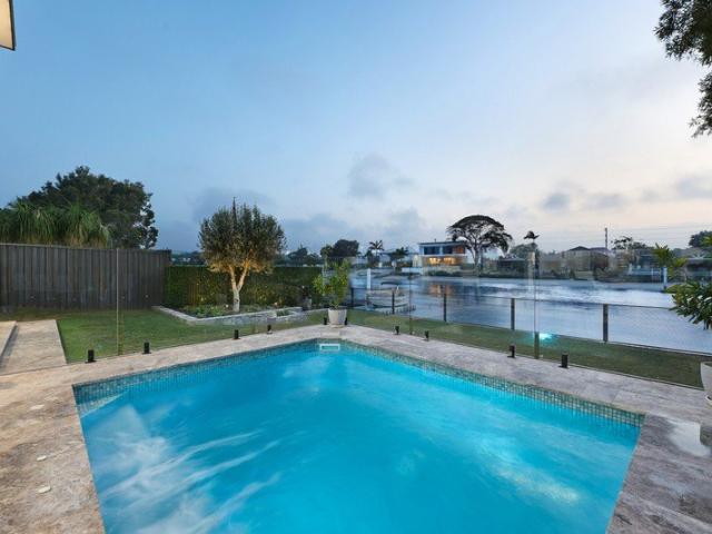 House for sale in Palm Beach, Gold Coast City