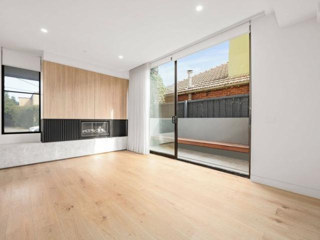 Townhouse for rent in Camerons Creek, Victoria