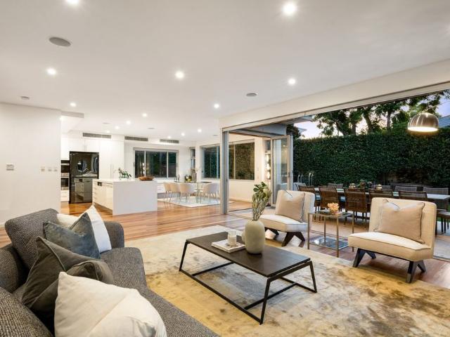 House for rent in Lower North Shore, Sydney