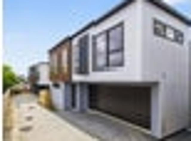 House for sale in Balmoral