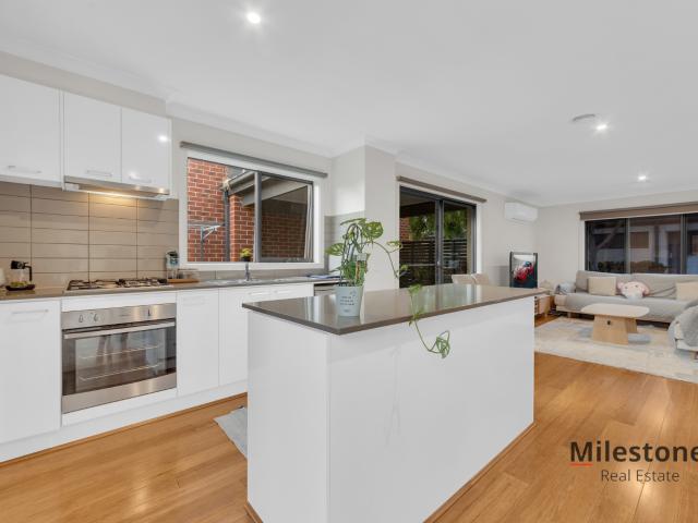 Townhouse for sale in Camerons Creek, Victoria