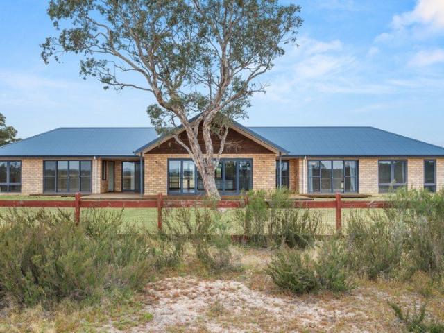 Cottage for sale in Larbert, New South Wales