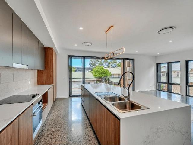 Townhouse for rent in Toombul, Queensland