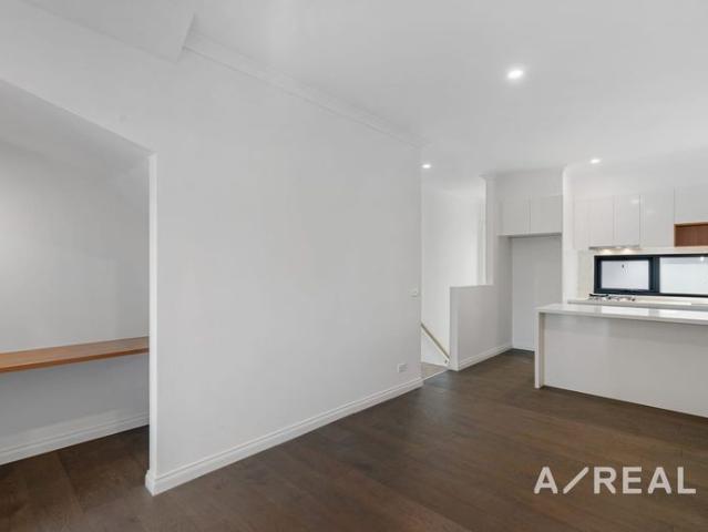 Townhouse for rent in Camerons Creek, Victoria