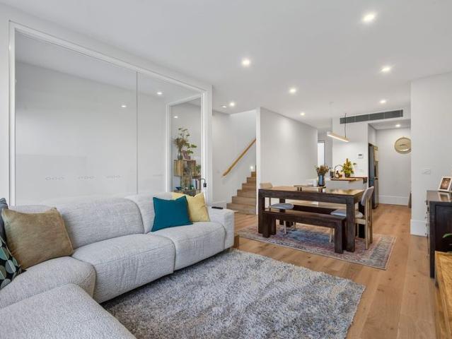 Townhouse for rent in Camerons Creek, Victoria