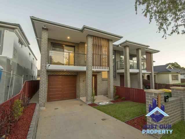 Duplex for rent in Sydney, New South Wales