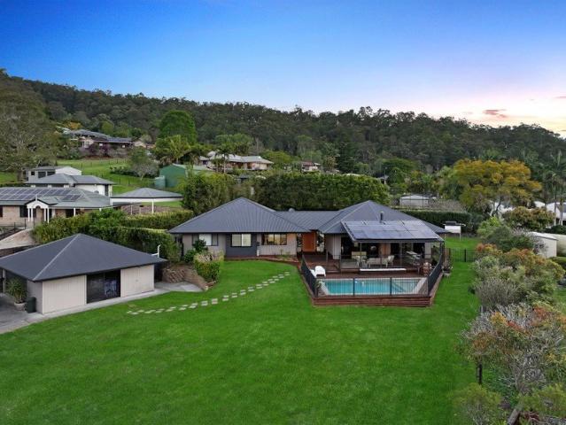 House for sale in Bonogin, Gold Coast City