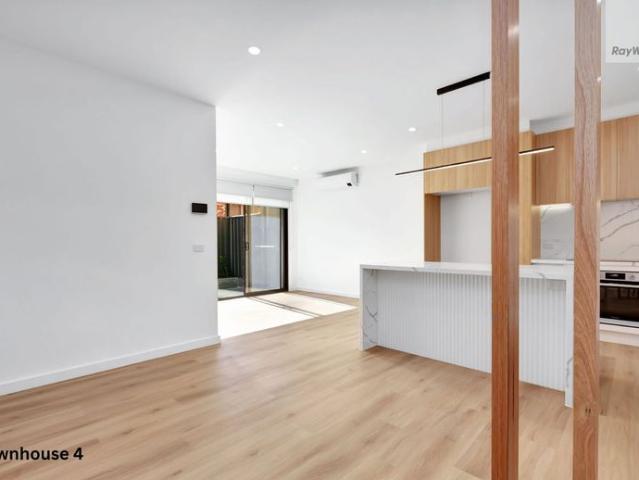 Townhouse for rent in Camerons Creek, Victoria