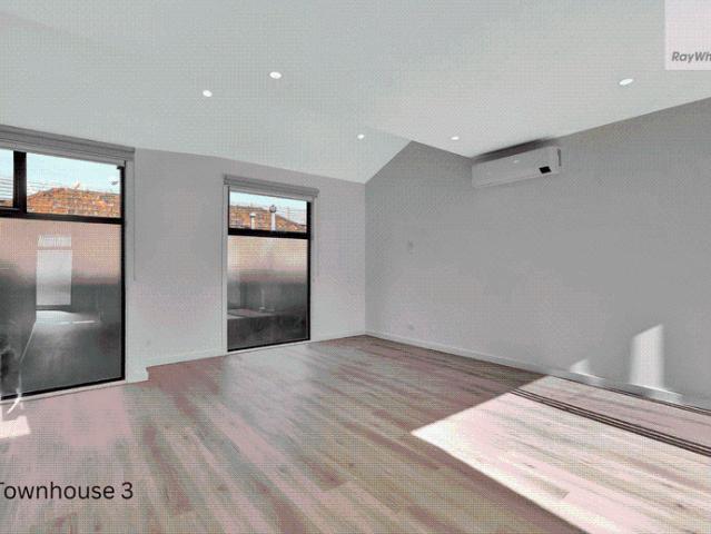 Townhouse for rent in Camerons Creek, Victoria