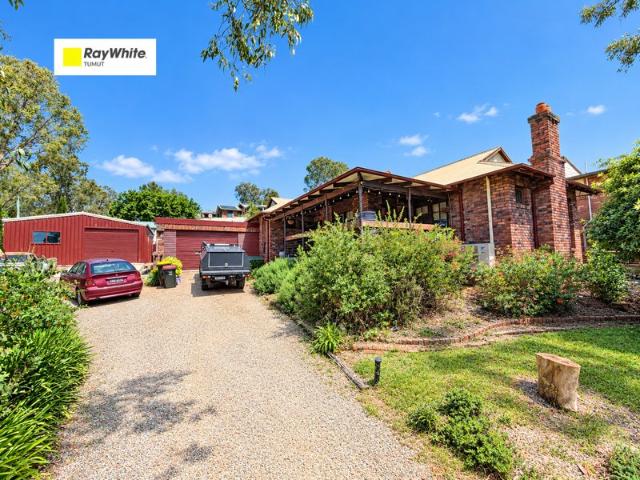 House for sale in Tumut Township, Tumut