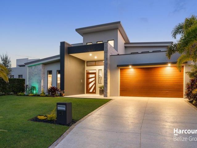 House for sale in Jacobs Well, Gold Coast City