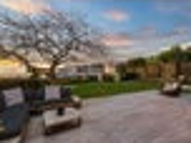 House for sale in Chaslands, Canterbury