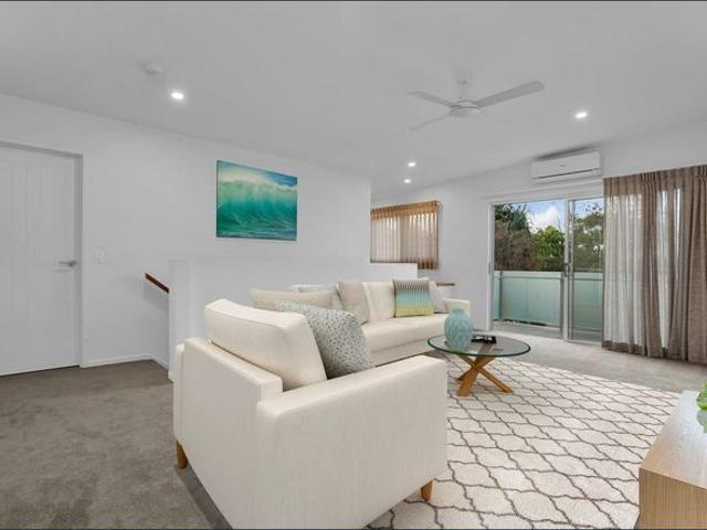 Townhouse for rent in Kings Creek, Queensland